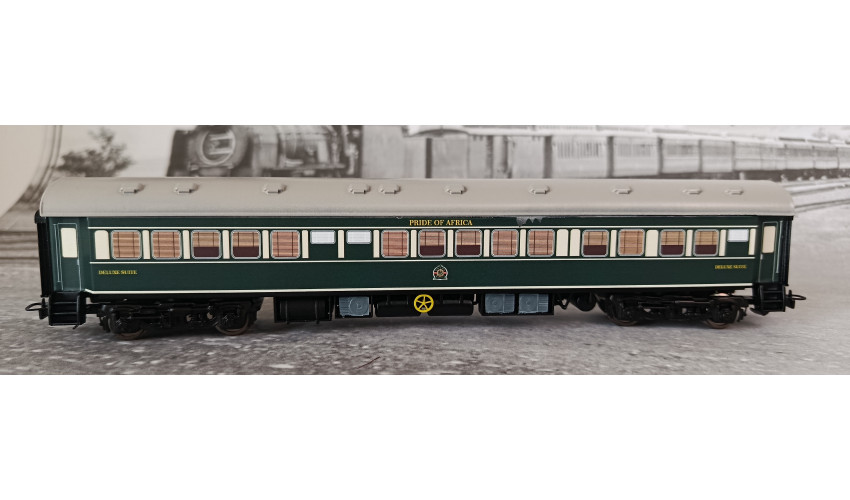 RR-Deluxe Coach