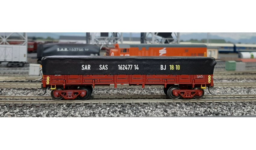 SAR B2 with SAR/SAS tarpaulin cover